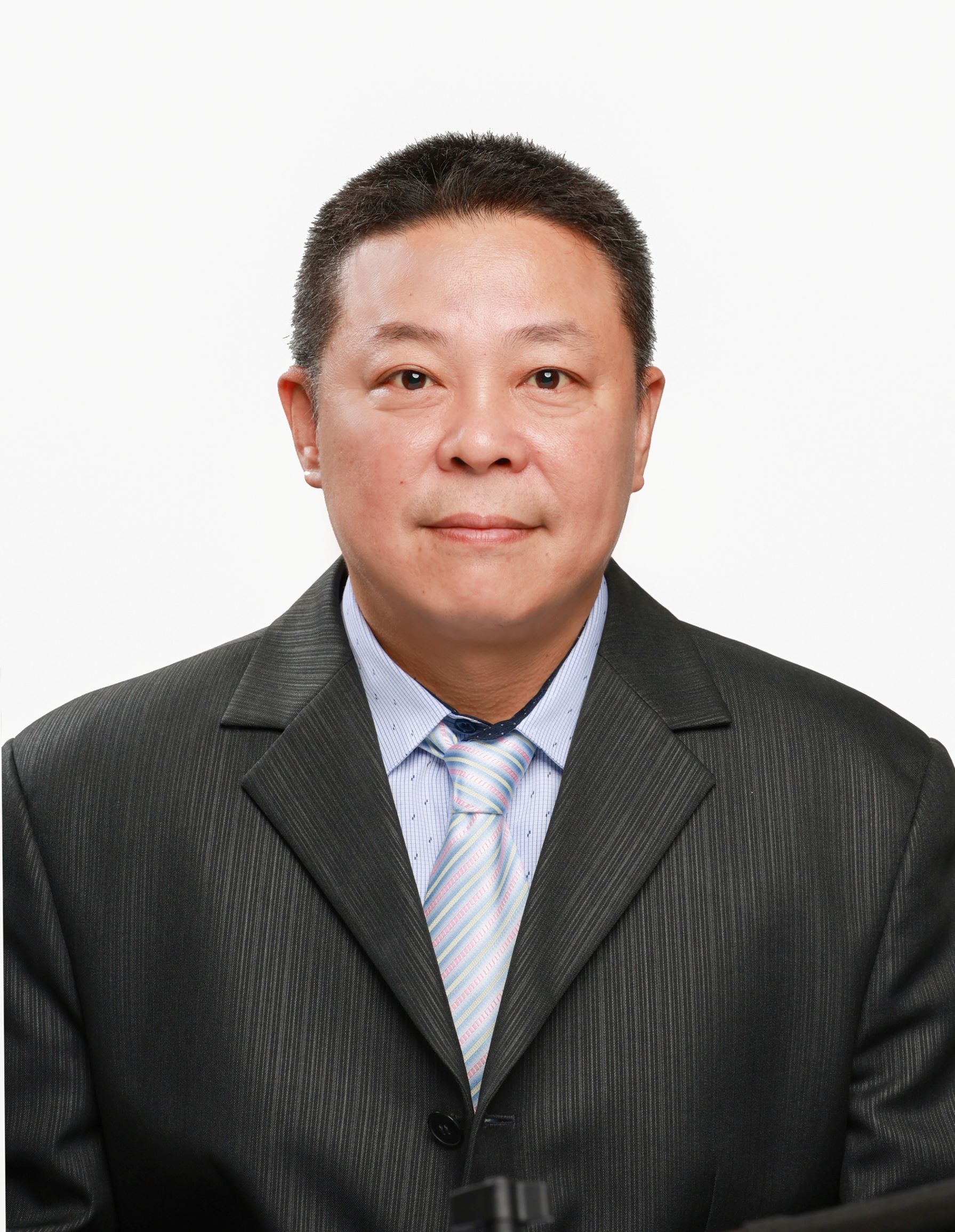 黃 昱 嘉